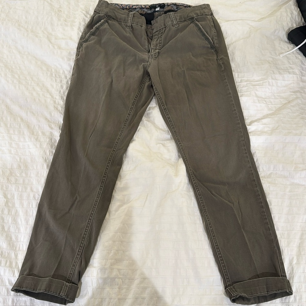 Olive green cropped pants